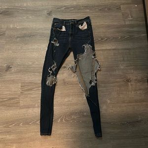 Ripped skinny jeans